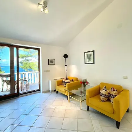 Dinka Jelsa (Hvar)